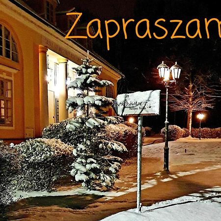 Palac Bazantarnia 普什奇纳 外观 照片